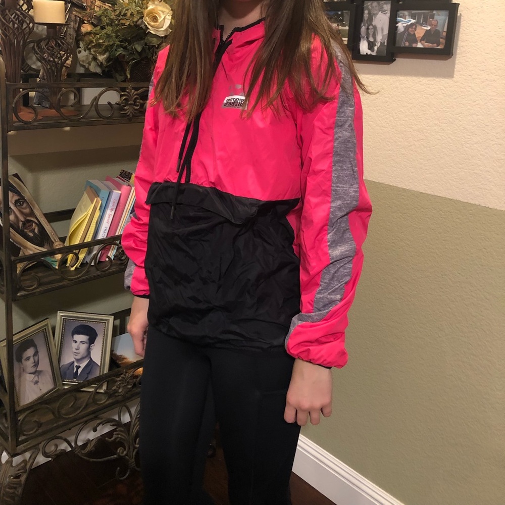 PINK Victoria’s Secret Windbreaker quarter zip